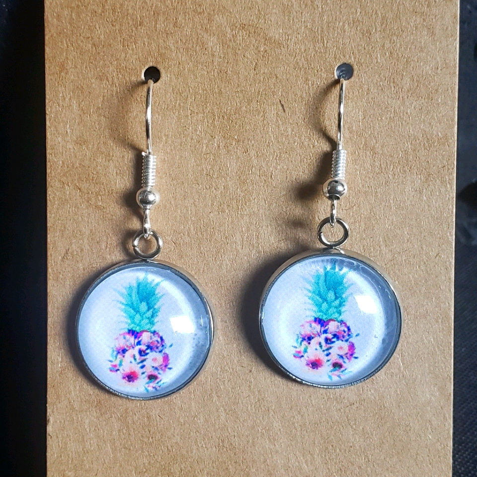 16mm Dangle Stud- Pineapple